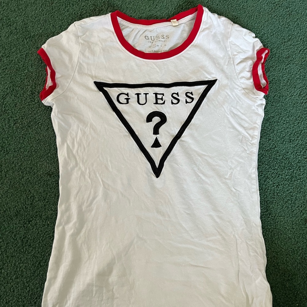Guess Brand fitted T shirt, size small.